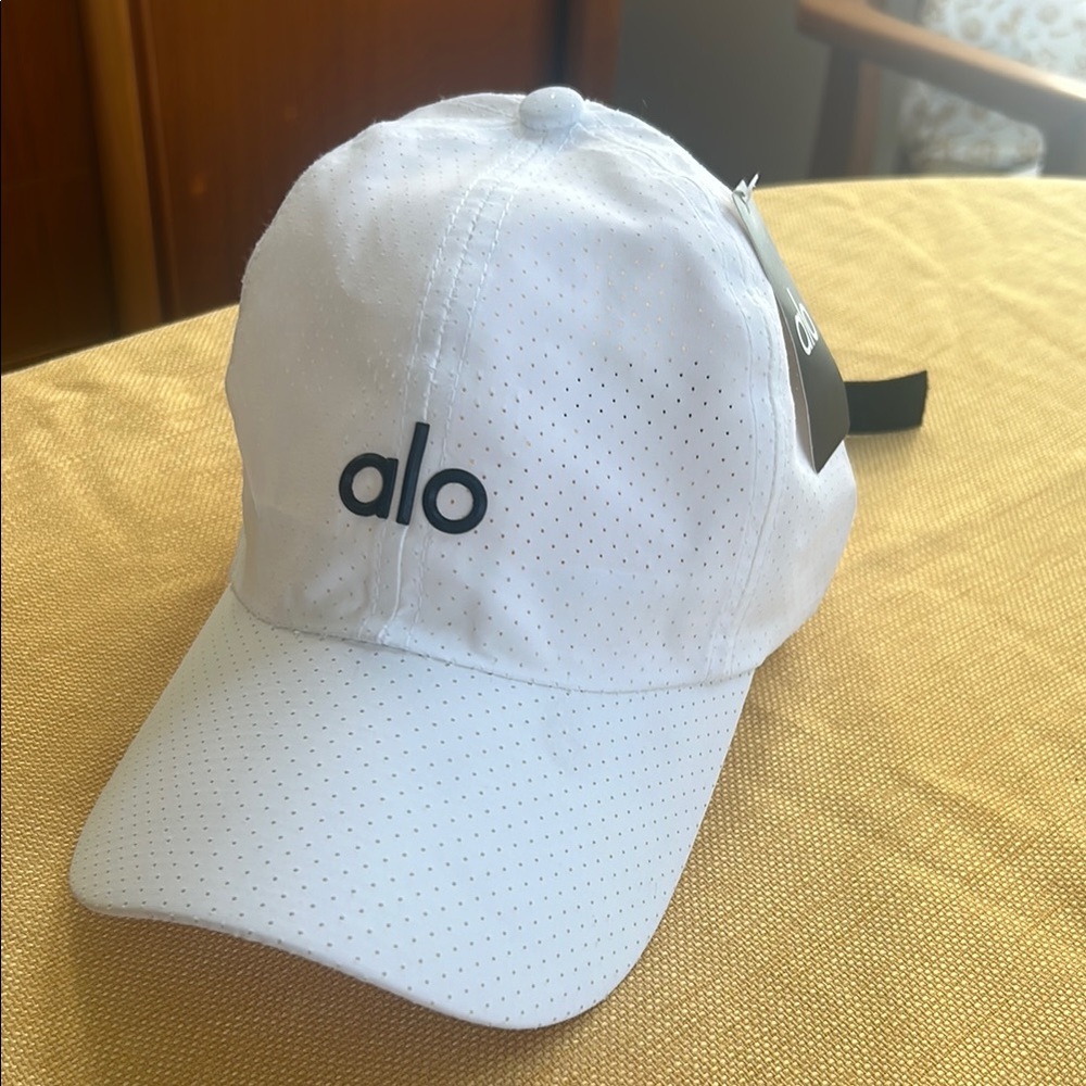 ALO Yoga White Perforated Performance Baseball Cap - new w/ tags